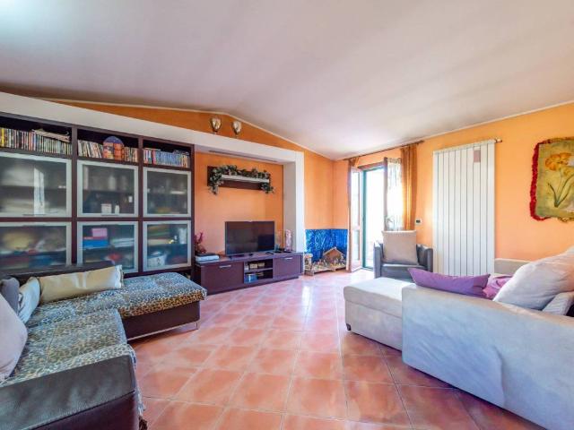 Villa Indipendente in vendita a Prato Fiorito, Roma Capitale