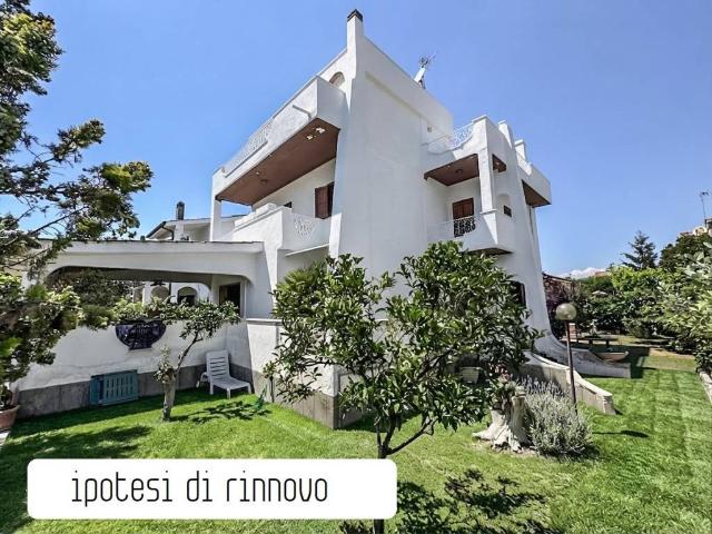 Villa Indipendente in vendita a Municipio Roma X, Roma Capitale
