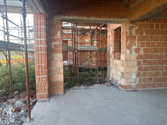 Villa Indipendente in vendita a Centroni, Roma Capitale