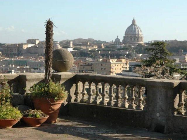 Villa Indipendente in vendita a Municipio Roma I, Roma Capitale