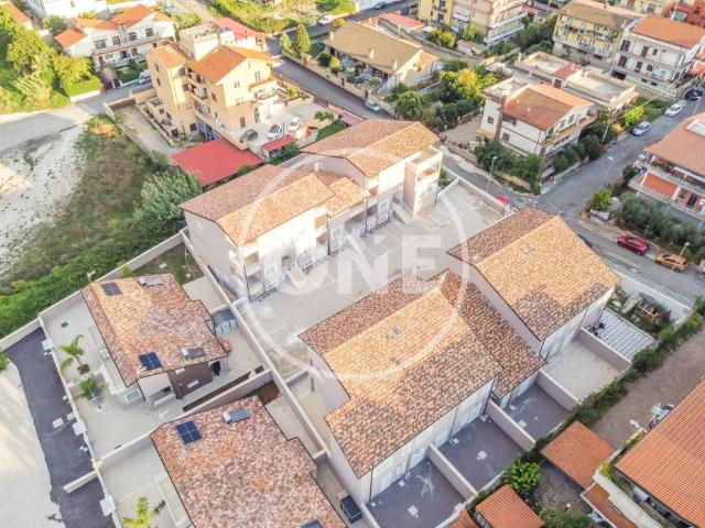 Villa Indipendente in vendita a Prato Fiorito, Roma Capitale