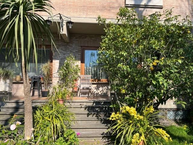 Villa Indipendente in vendita a Acilia, Roma