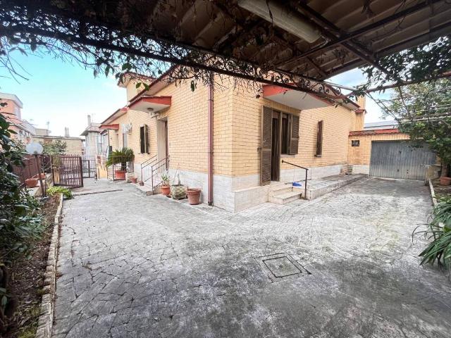 Villa Indipendente in vendita a Municipio Roma V, Roma Capitale