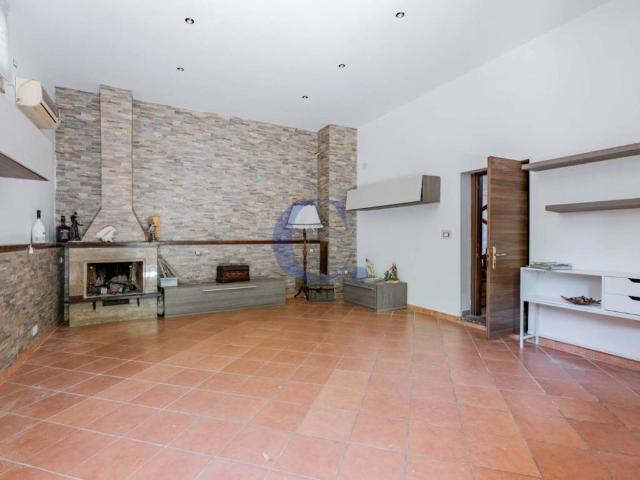 Villa Indipendente in vendita a Centro Giano, Roma Capitale