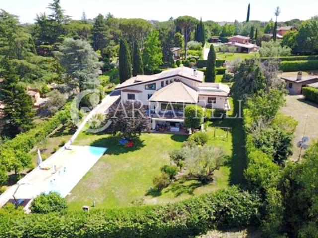 Villa Indipendente in vendita a Olgiata, Roma Capitale