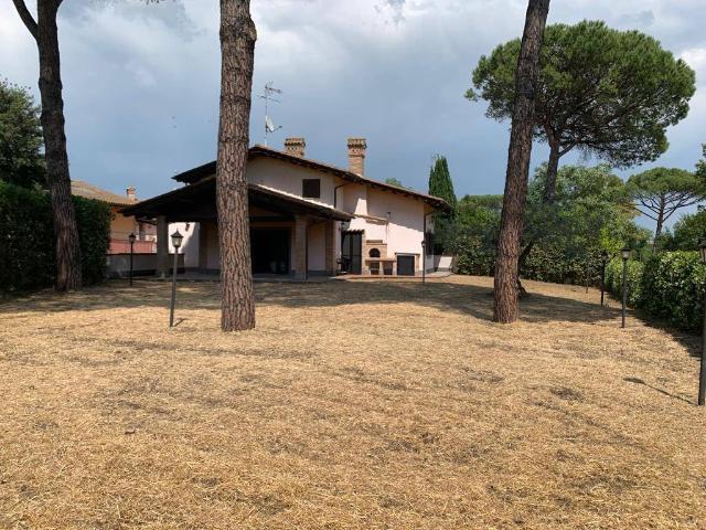 Villa Indipendente in vendita a Pantan Monastero, Roma Capitale