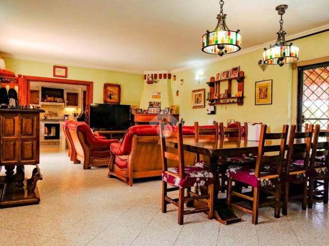 Villa Indipendente in vendita a San Giorgio di Acilia, Roma Capitale