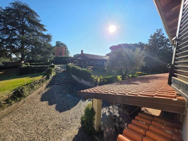 Villa Indipendente in vendita a Municipio Roma XV, Roma Capitale