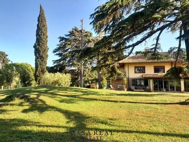 Villa Indipendente in vendita a Municipio Roma IX, Roma Capitale