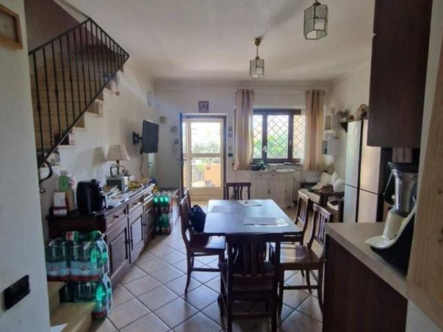 Villa Indipendente in vendita a Casal Lumbroso, Roma Capitale