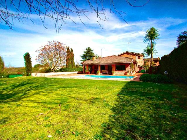 Villa Indipendente in vendita a Olgiata, Roma Capitale