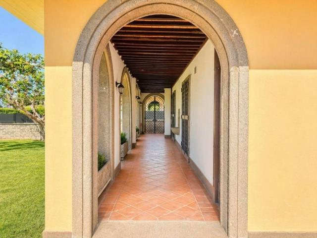 Villa Indipendente in vendita a Municipio Roma VI, Roma Capitale