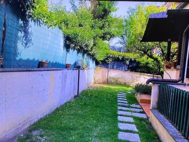 Villa Indipendente in vendita a Madonnetta, Roma Capitale