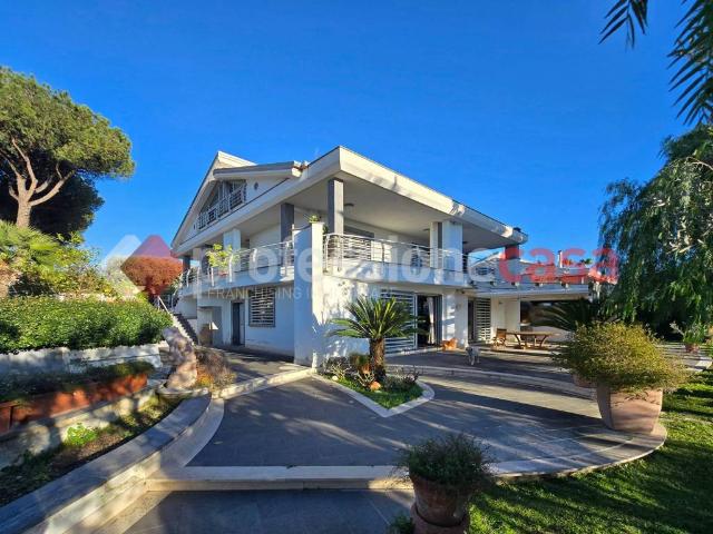 Villa Indipendente in vendita a Casal Lumbroso, Roma Capitale