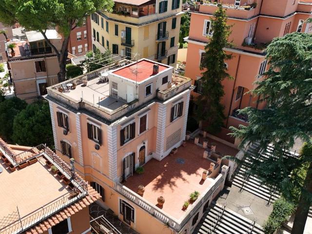 Villa Indipendente in vendita a Municipio Roma XII, Roma Capitale