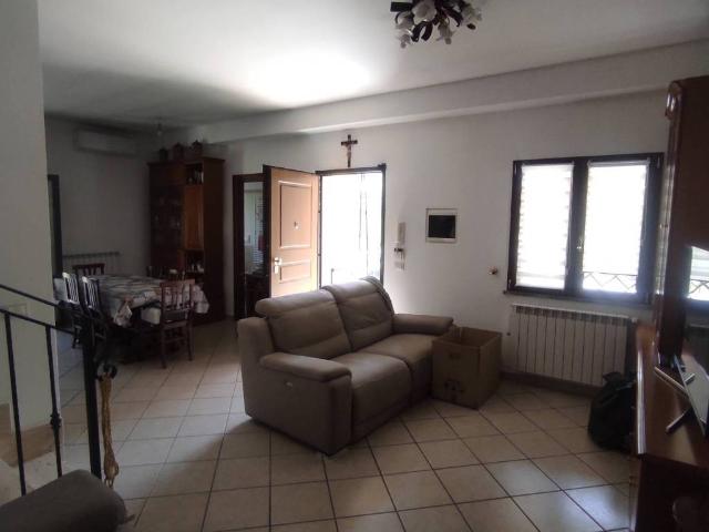 Villa Indipendente in vendita a Madonnetta, Roma Capitale