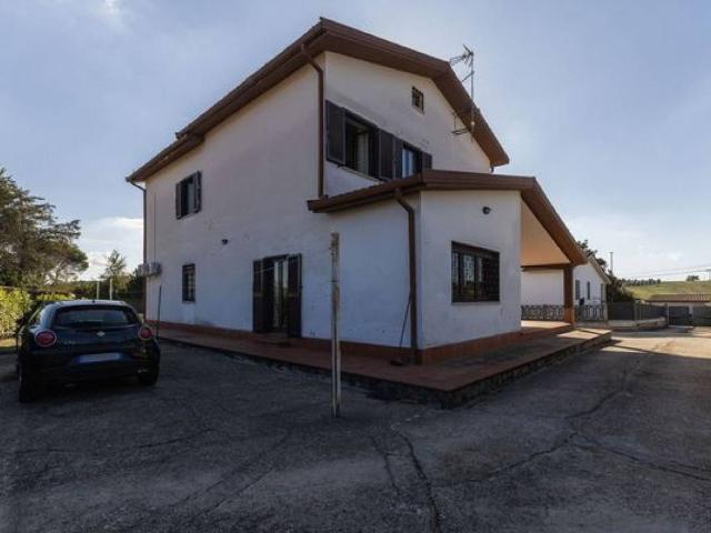 Villa Indipendente in vendita a Roma Capitale, Lazio