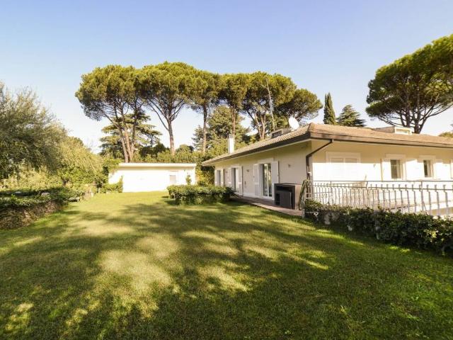 Villa Indipendente in vendita a Municipio Roma XII, Roma Capitale