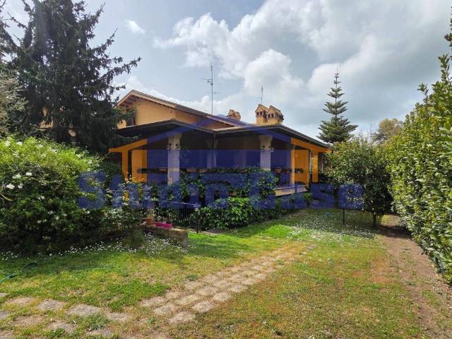 Villa Indipendente in vendita a Municipio Roma XIII, Roma Capitale