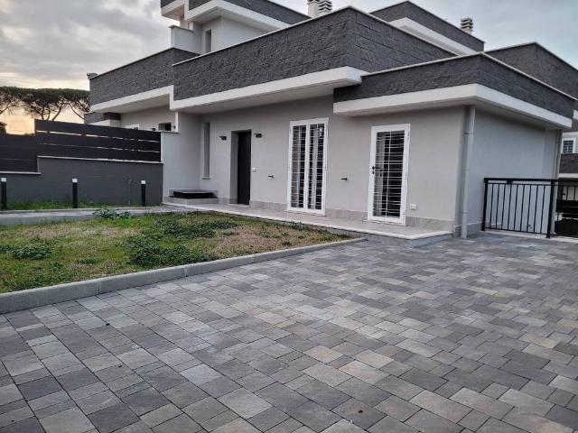 Villa Indipendente in vendita a Monte dell'Ara-Valle Santa, Roma Capitale