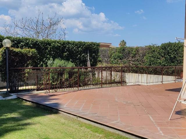 Villa Indipendente in vendita a Municipio Roma VII, Roma Capitale