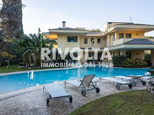 Villa Indipendente in vendita a Municipio Roma XV, Roma Capitale