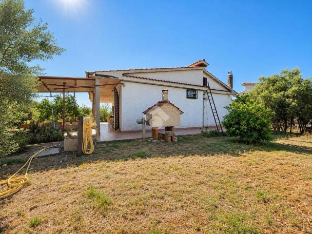 Villa Indipendente in vendita a Tragliatella, Roma