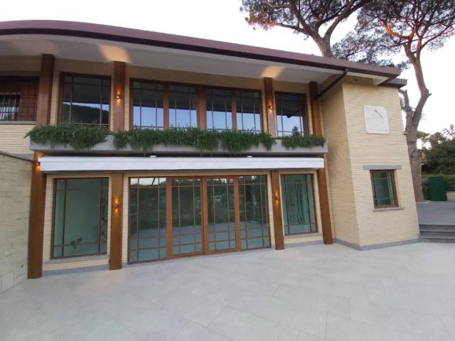 Villa Indipendente in vendita a Municipio Roma IX, Roma Capitale