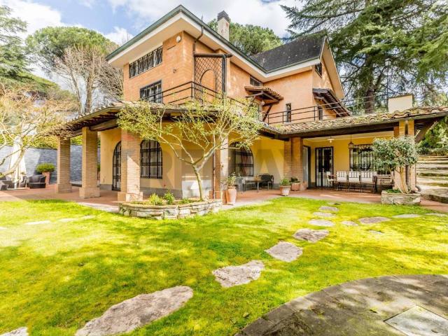 Villa Indipendente in vendita a Settebagni, Roma Capitale