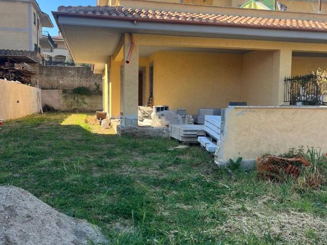 Villa Indipendente in vendita a Roma Capitale, Lazio