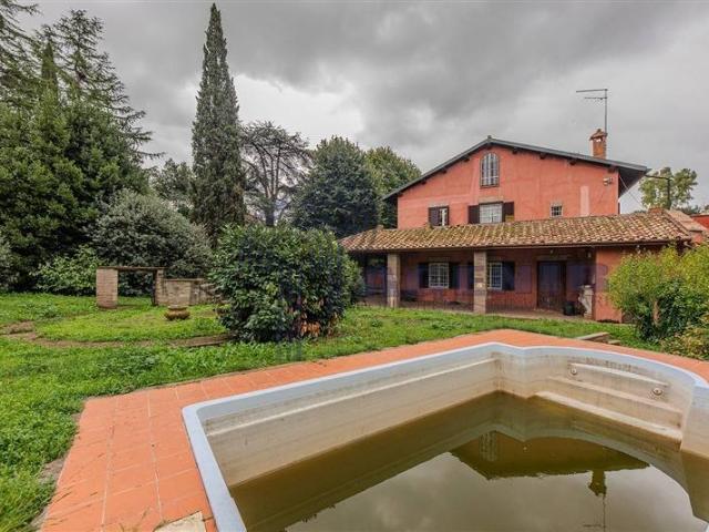 Villa Indipendente in vendita a Mostacciano, Roma Capitale