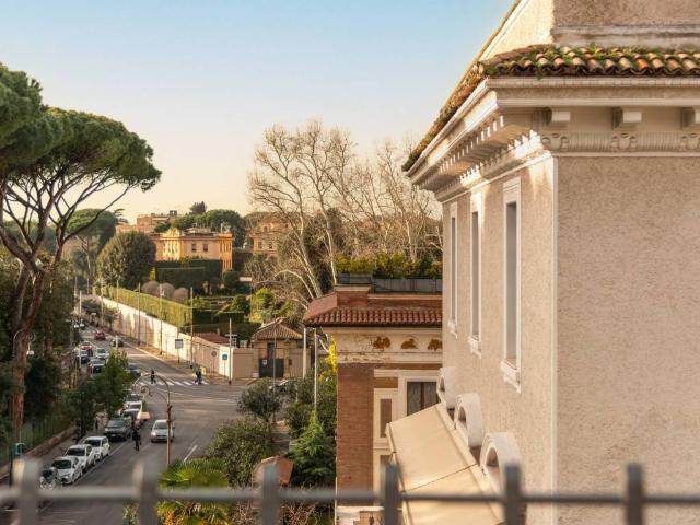 Villa Indipendente in vendita a Municipio Roma II, Roma Capitale