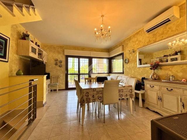 Villa Indipendente in vendita a Mezzocammino, Roma