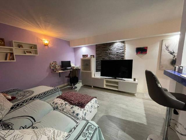 Villa Indipendente in vendita a Stagni di Ostia, Roma Capitale