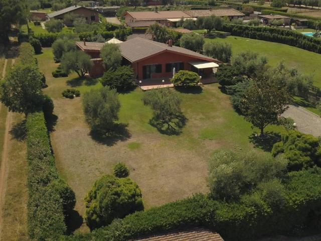 Villa Indipendente in vendita a Casale Prima Porta, Roma Capitale