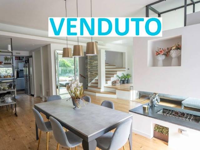 Villa Indipendente in vendita a Mostacciano, Roma Capitale