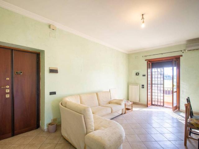 Villa Indipendente in vendita a Colle del Sole, Roma Capitale