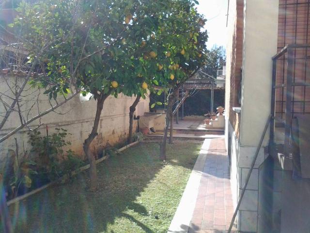 Villa Indipendente in vendita a Axa, Roma Capitale