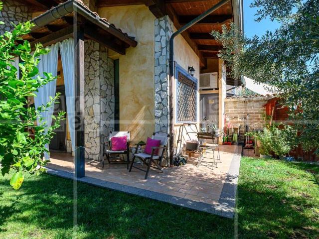 Villa Indipendente in vendita a Casal Lumbroso, Roma