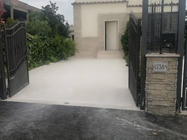 Villa Indipendente in vendita a Villa Verde, Roma Capitale