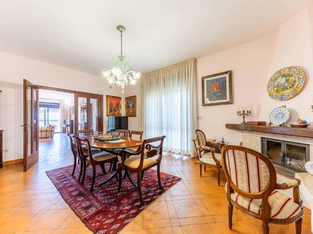 Villa Indipendente in vendita a Castel di Leva, Roma