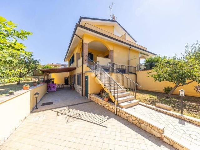 Villa Indipendente in vendita a Corcolle, Roma Capitale