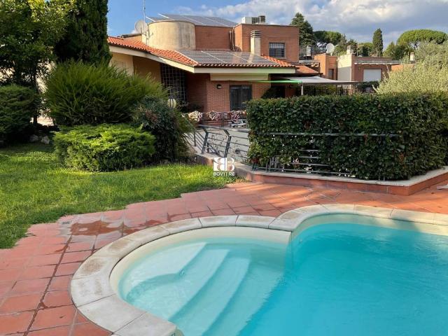 Villa Indipendente in vendita a Saxa Rubra, Roma Capitale