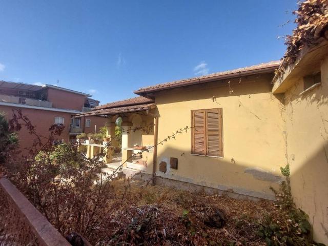 Villa Indipendente in vendita a Mezzocammino, Roma