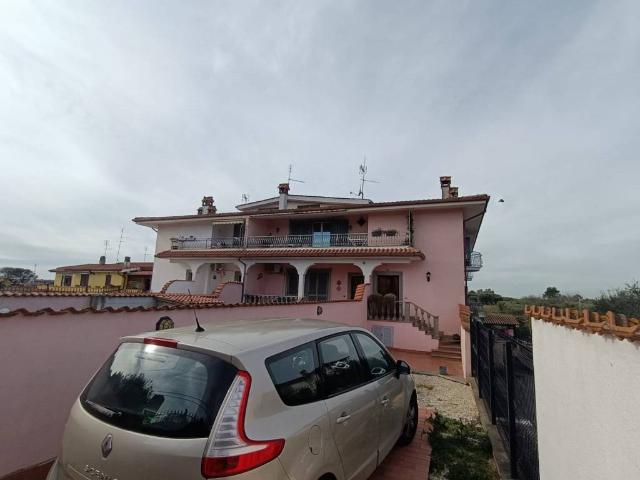 Villa Indipendente in vendita a Municipio Roma IX, Roma Capitale