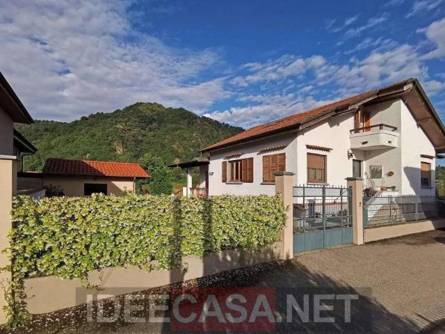Villa Indipendente in vendita a Romagnano Sesia, Novara