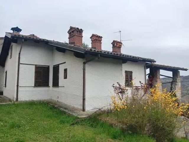 Villa Indipendente in vendita a Romagnese, Lombardia