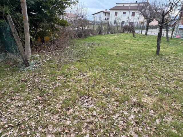 Villa Indipendente in vendita a Romagnese, Lombardia