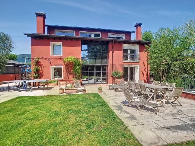 Villa Indipendente in vendita a San Giacomo, Romano D'ezzelino