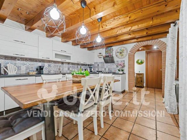 Villa Indipendente in vendita a Romano D'ezzelino, Veneto